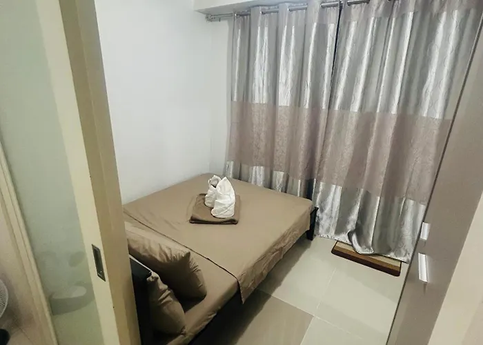 Sojourn-sea Residences, Mall Of * Manila